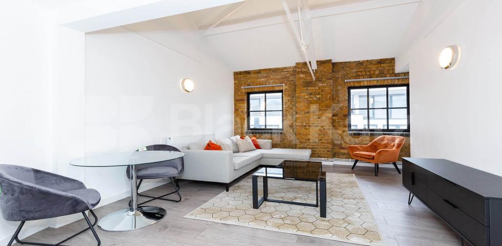 			3 Bedroom, 2 bath, 1 reception Apartment			 SPRINGFIELD HOUSE LOFTS-TYSSEN STREET, DALSTON/HAGGERSTON